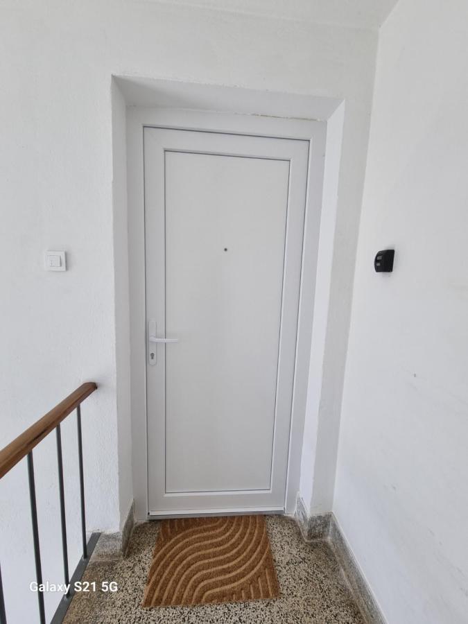 Apartment Rivarela Blu - Newly Renovated And Top Location Near Sea Novigrad Istria Exteriér fotografie