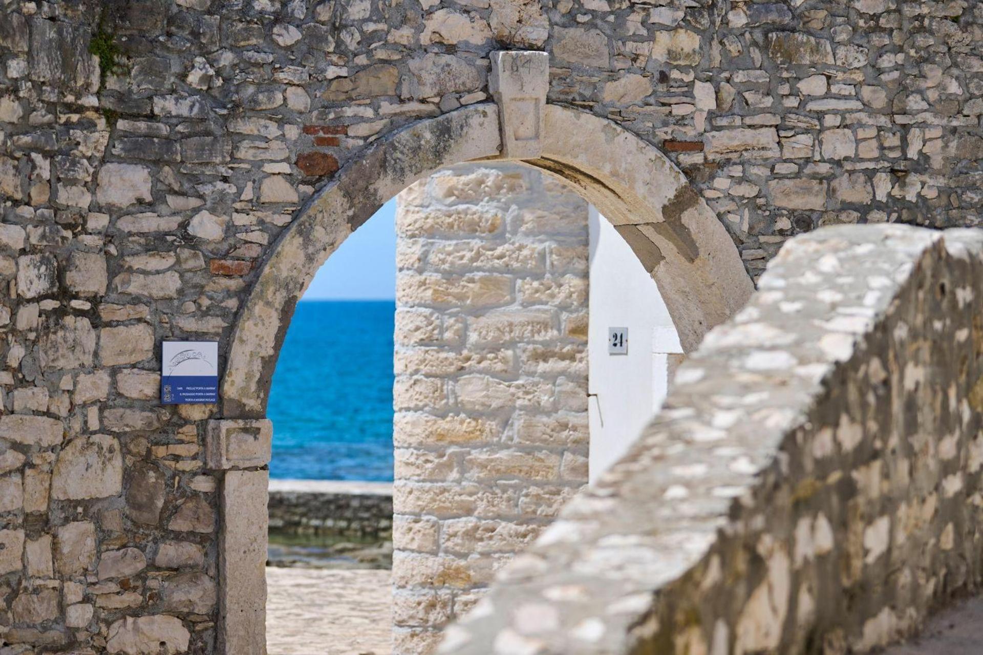 Apartment Rivarela Blu - Newly Renovated And Top Location Near Sea Novigrad Istria Exteriér fotografie